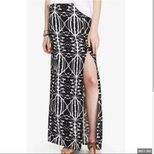 EXPRESS Black and White Print Maxi Skirt